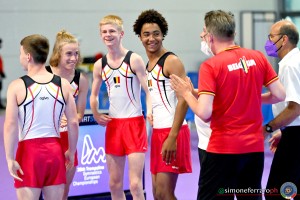 bel foto simone ferraro sfz 4963 copia